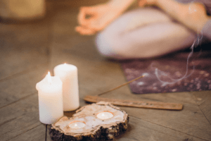 Meditar. Aquarian Studio