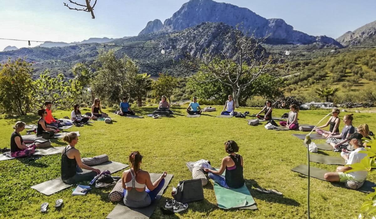 retiro_energia_yoga_cortijo_las_monjas_jardin_formacion_profesor_malaga_montana_andalucia_axarquia_break_-20200406172121