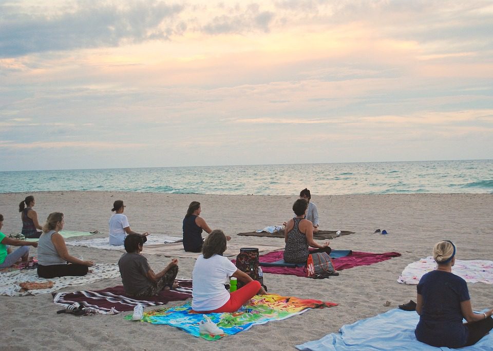 yoga-sendero-yoguico-aquarianstudio